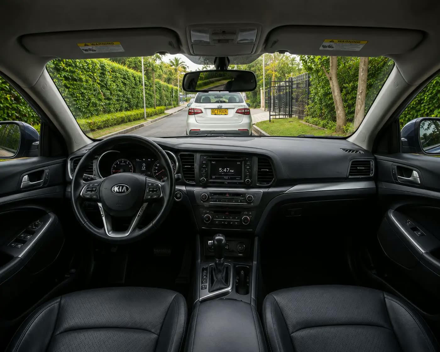 Kia K5 Hybrid — view 3